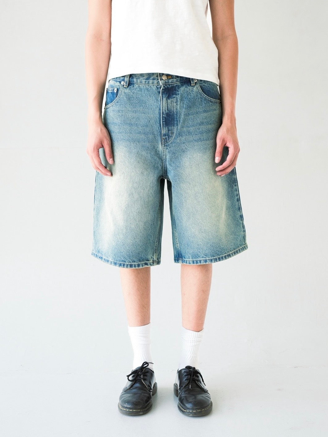 Light Wash Baggy Jorts