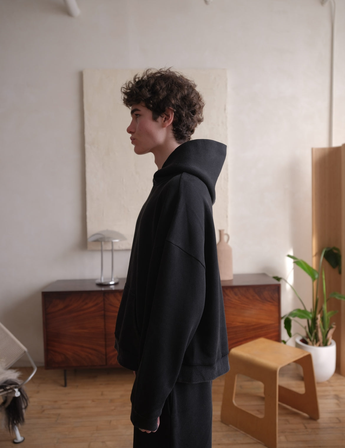 Black Cropped & Boxy Hoodie