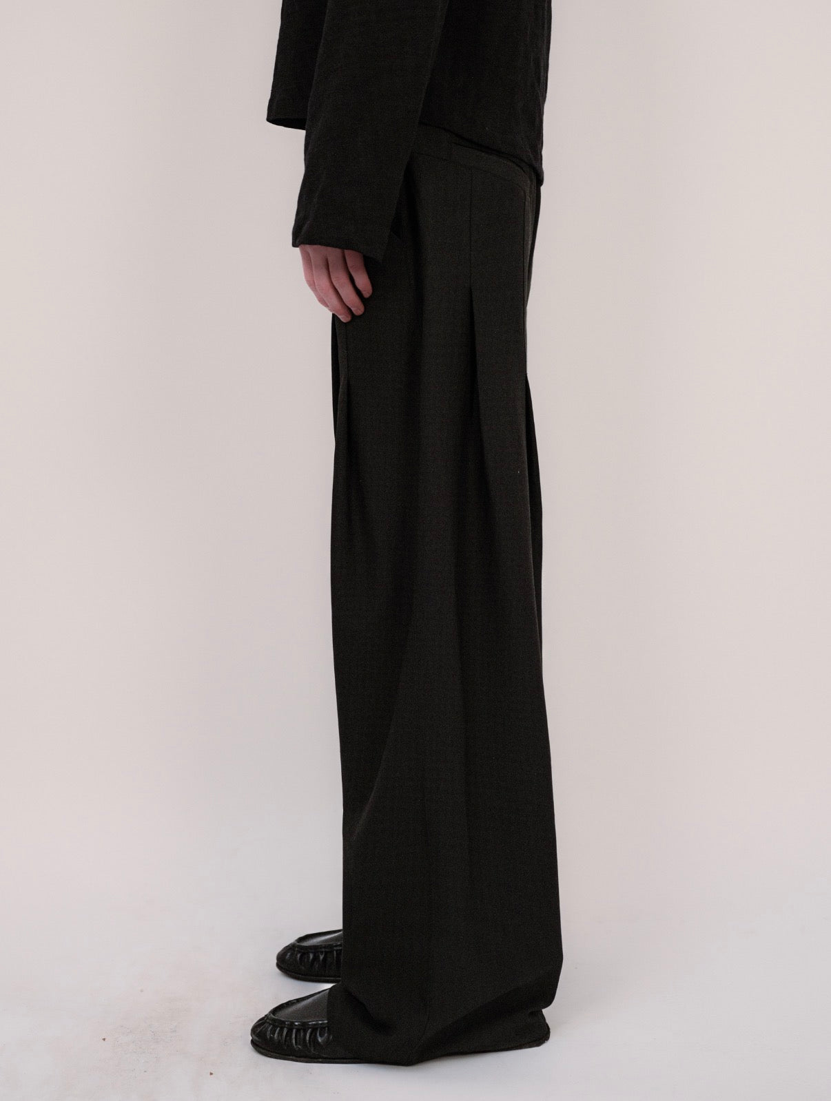 Black Double Pleated Wide Leg Trousers