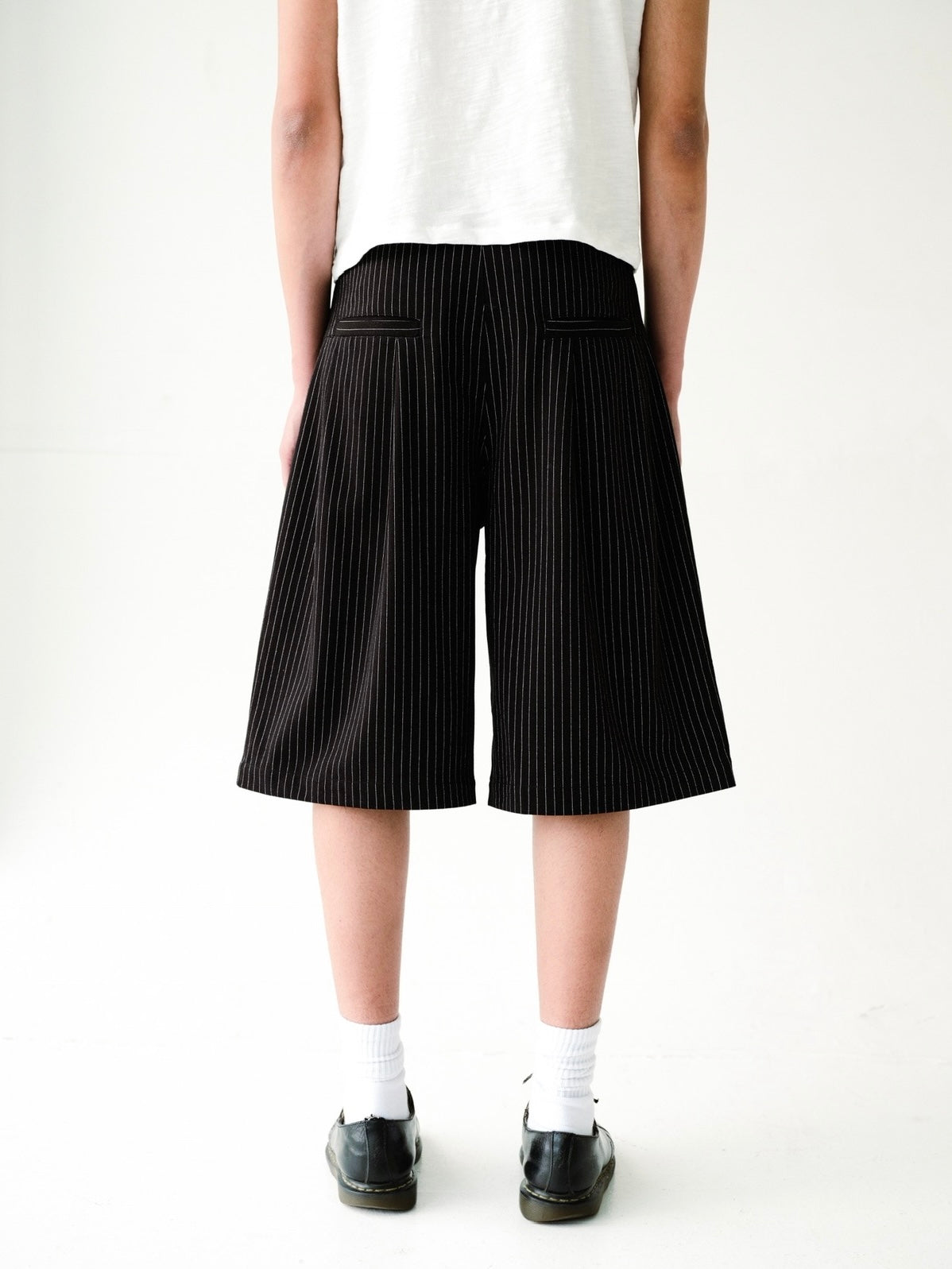 Pinstripe Pleated Baggy Shorts