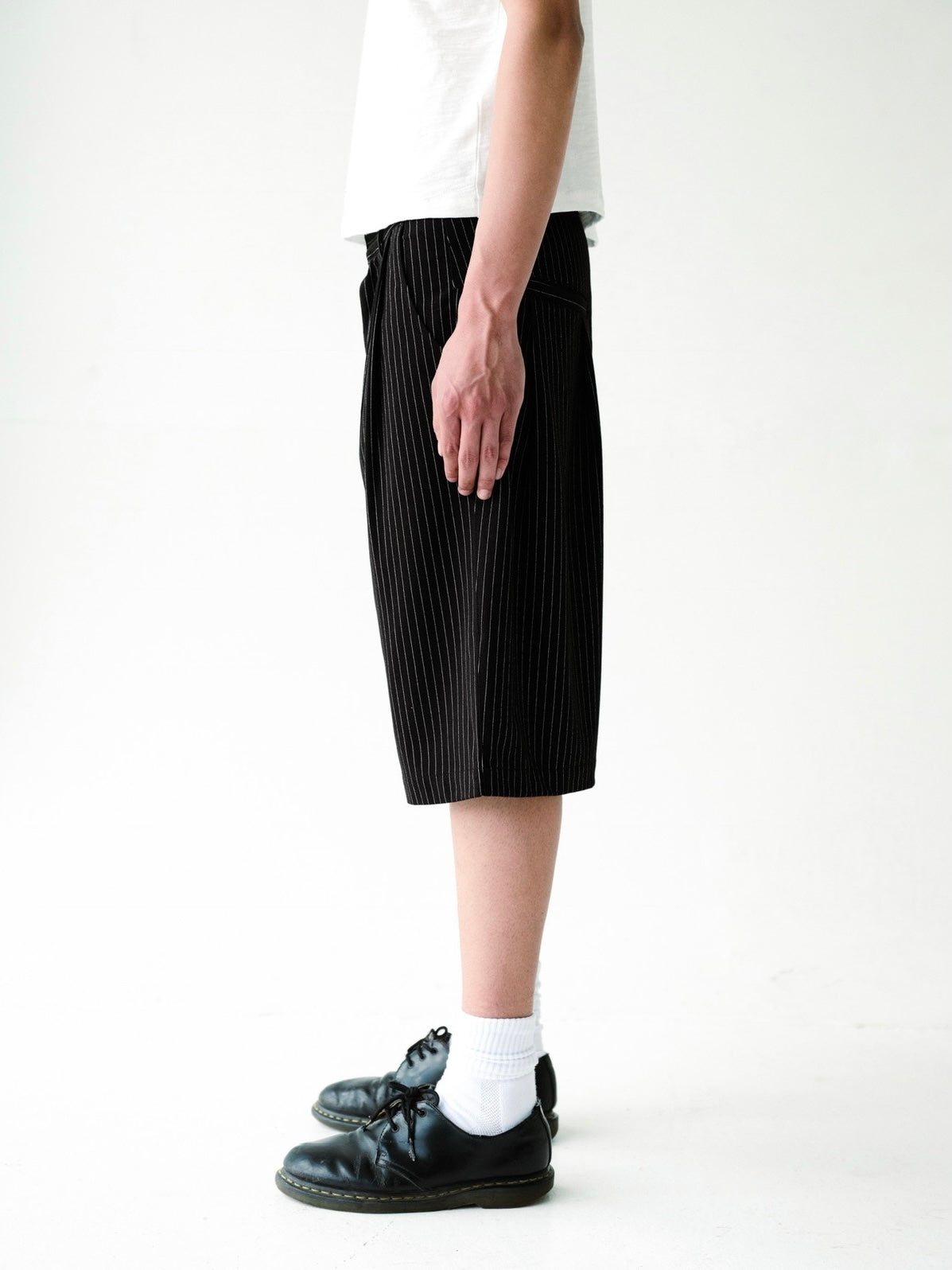 Pinstripe Pleated Baggy Shorts