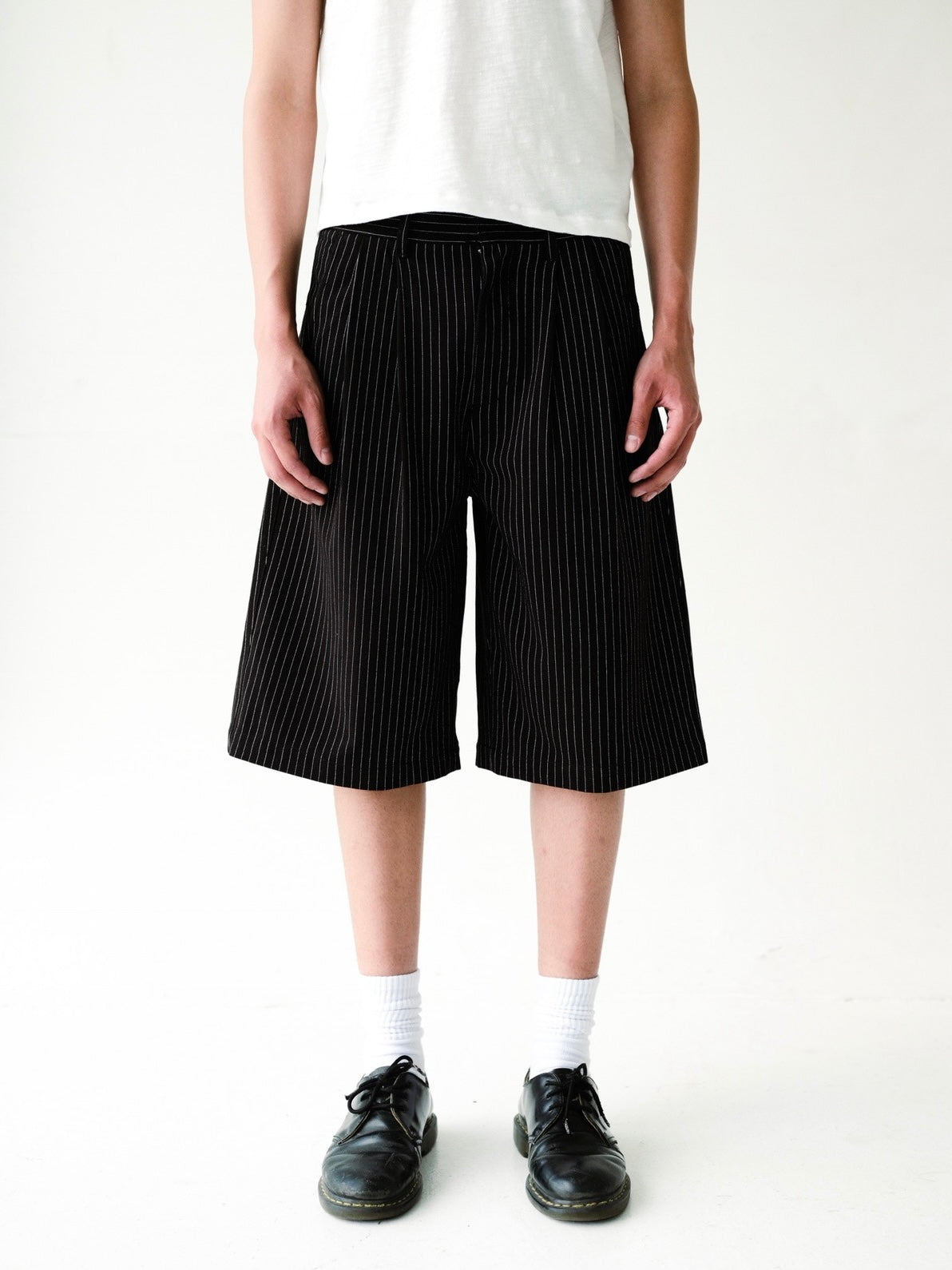 Pinstripe Pleated Baggy Shorts